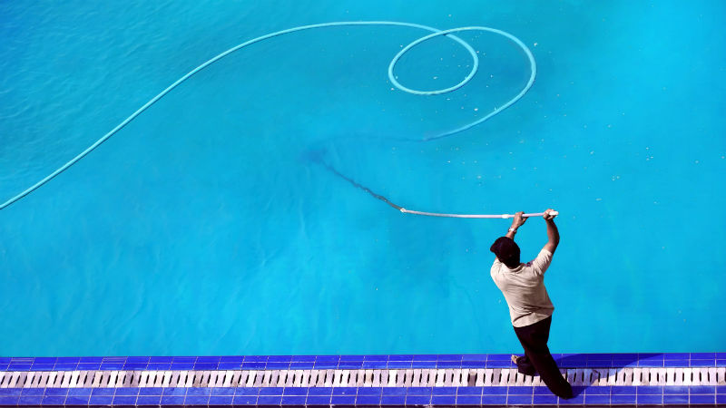 When Swimming Pool Vinyl Liner Replacement in Suffolk County, NY Is Advisable