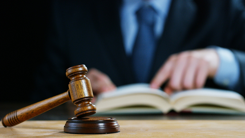 Four Key Reasons a Business Should Hire a Business Litigation Lawyer