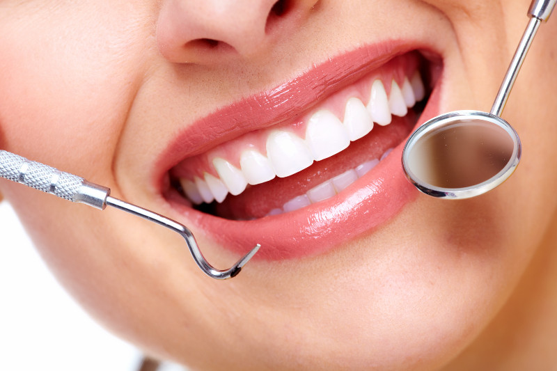 Begin a Lucrative Career in Mesa AZ With A Dental Assistant Program