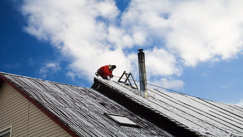 Why You Should Only Seek Professional Roofing Services in Naples, FL