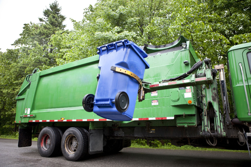 The Benefits Of A Commercial Roll-Off Dumpsters Rental in Waterloo, IA