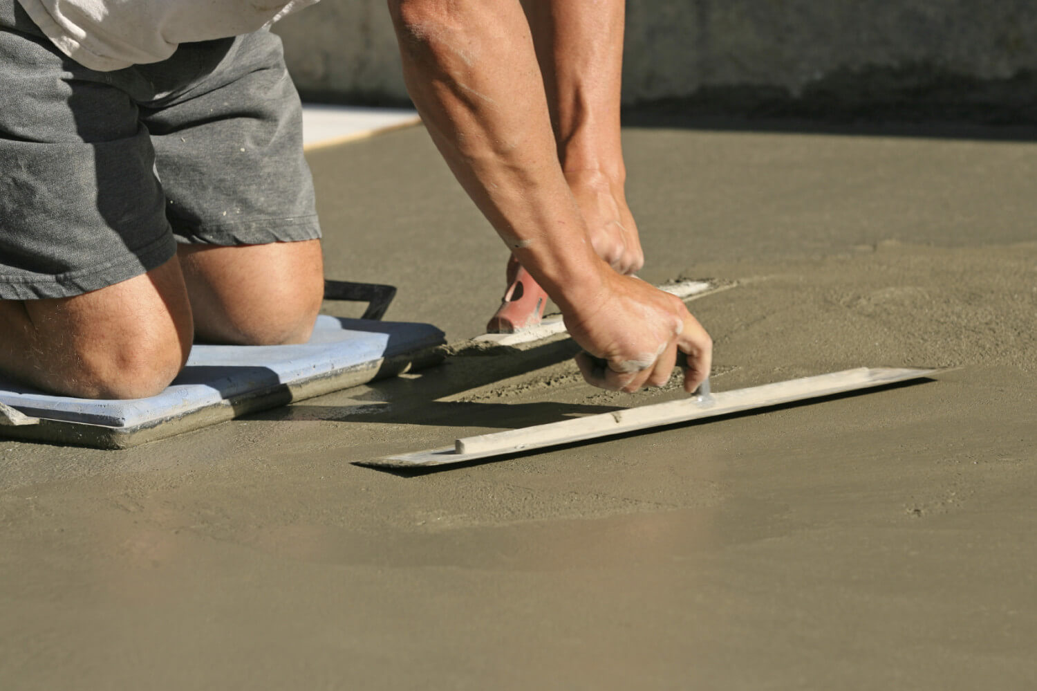 What to Know About Concrete Sidewalk Repair Companies in Minnesota