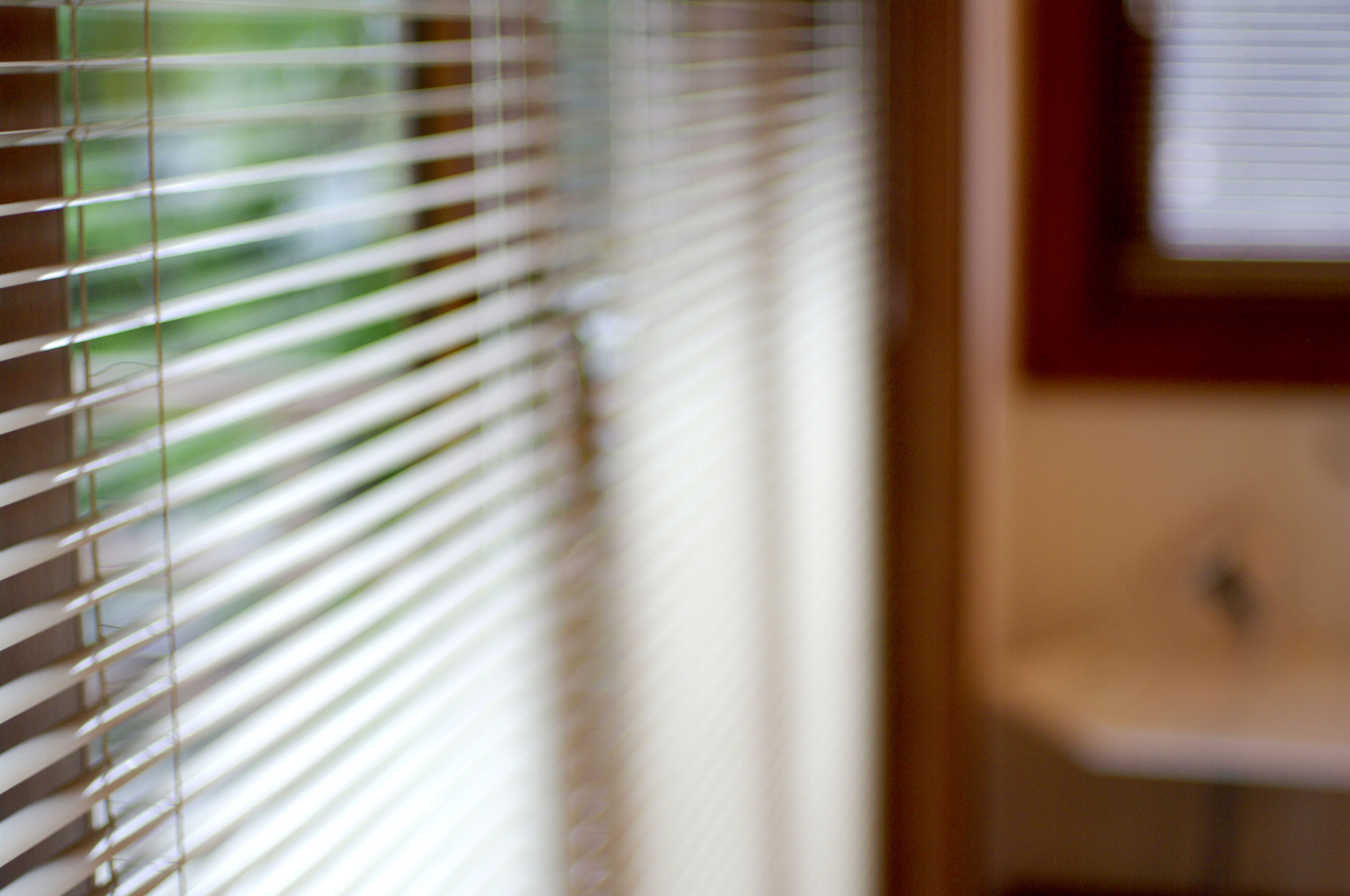 Improve Your Home’s Comfort and Efficiency with smart blinds in Thrall, TX